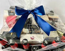Load image into Gallery viewer, Gourmet Food Hamper